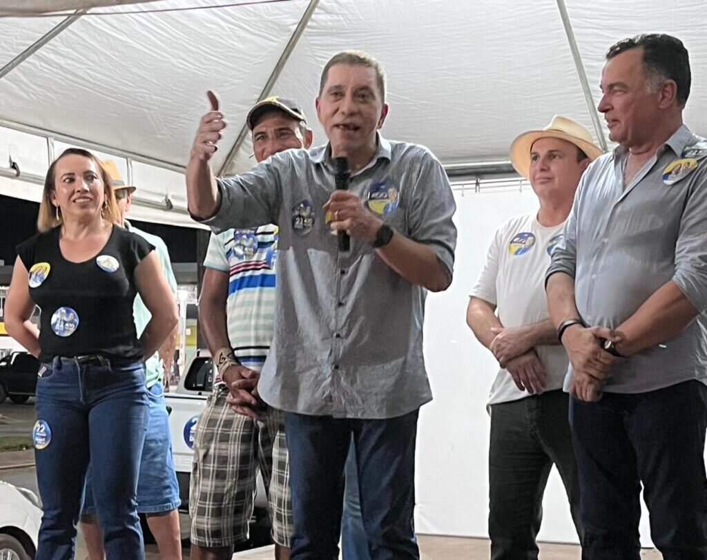 Carlos Amastha e Freire Júnior em agenda de campanha em Lagoa da Confusão