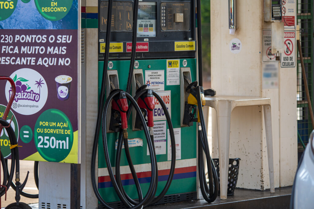 Bomba de combustível em posto da Capital