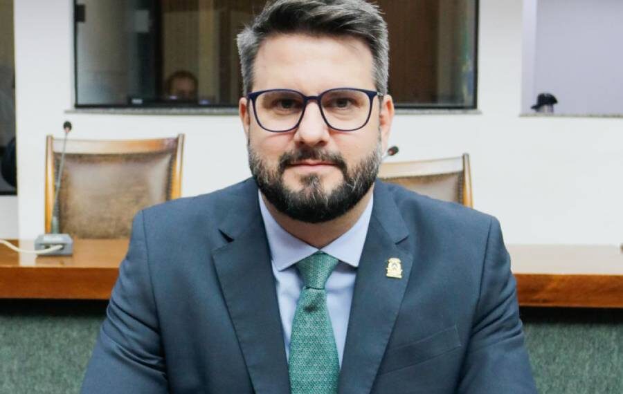 Acessibilidade Mantoan quer tornar obrigatória a instalação de piso tátil nos prédios públicos do Tocantin