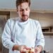 Gastronomia do Chef Fernando se encontra com a magia musical no Recanto Fios de Ouro