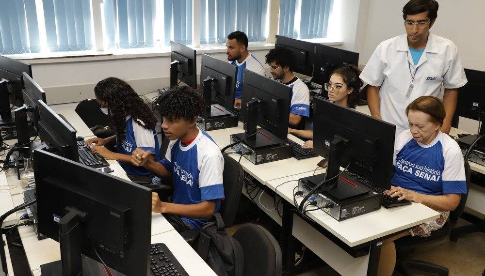 SENAI seleciona instrutores e agente de Educação em Araguaína e Palmas