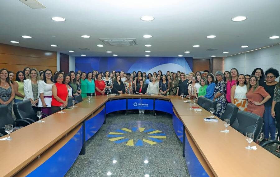 Governo do Tocantins celebra mulheres cientistas com lançamento do edital Rosas da Ciência