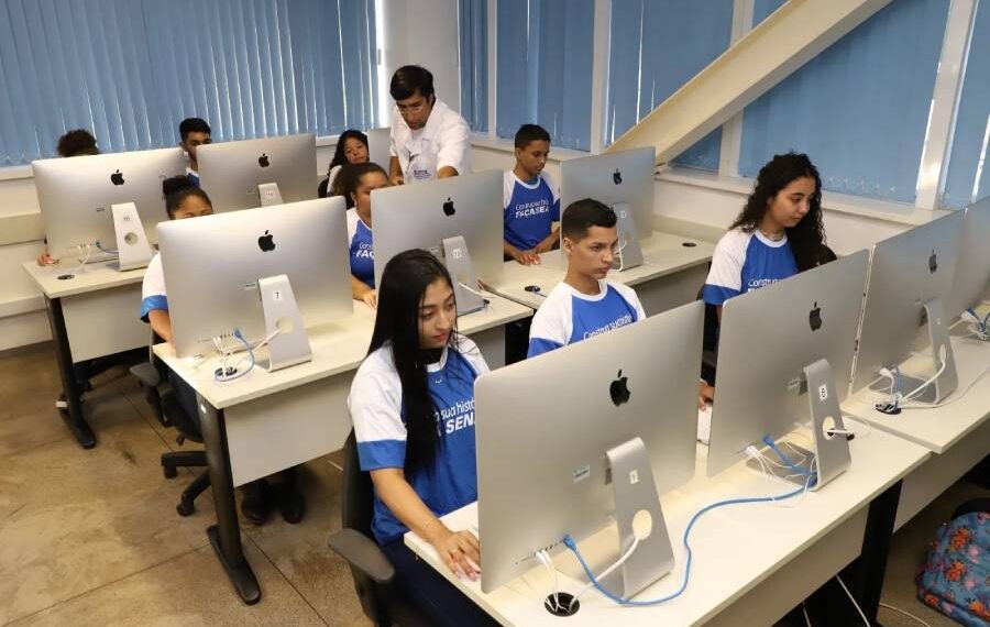SENAI seleciona instrutor e intérprete de Libras em Araguaína e Gurupi