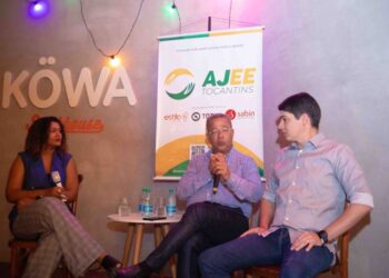 Tom Lyra ministra Palestra com o tema Empreendedorismo, gestão pública e Liderança realizada por AJE em Palmas