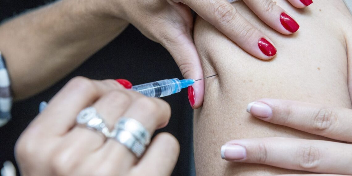 Por determinação do Ministério da Saúde, Semus suspende vacinação da influenza até chegada de novas doses