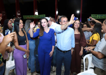 Wagner é recebido em festa no UB e defende continuidade da gestão: “Não podemos aceitar quem não tem capacidade”