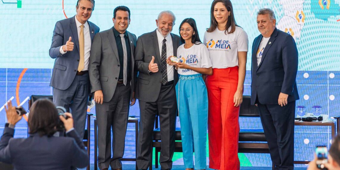 Tocantins tem 19,5 mil estudantes elegíveis a receber incentivos do programa “Pé de Meia”