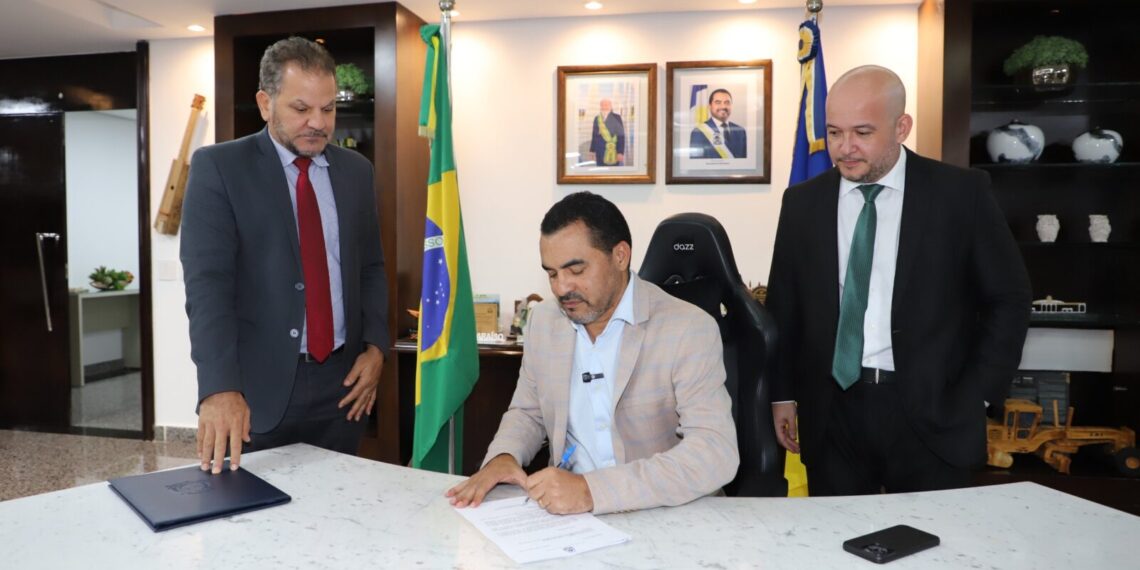 Estado autoriza pagamento das progressões de 2022 e 2023 com benefício para 15 mil servidores