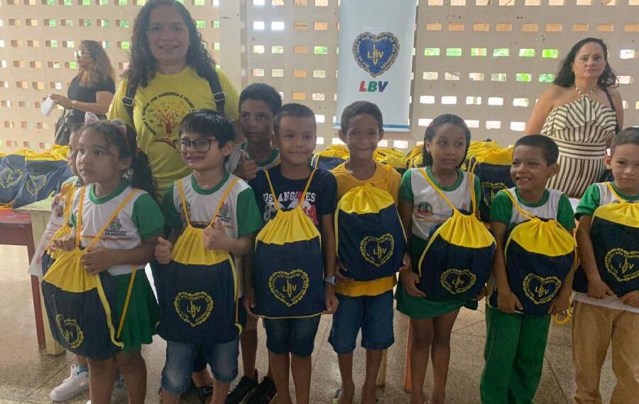 LBV entrega 430 de Kits Pedagógicos em Palmas, Miracema e Luzimangues
