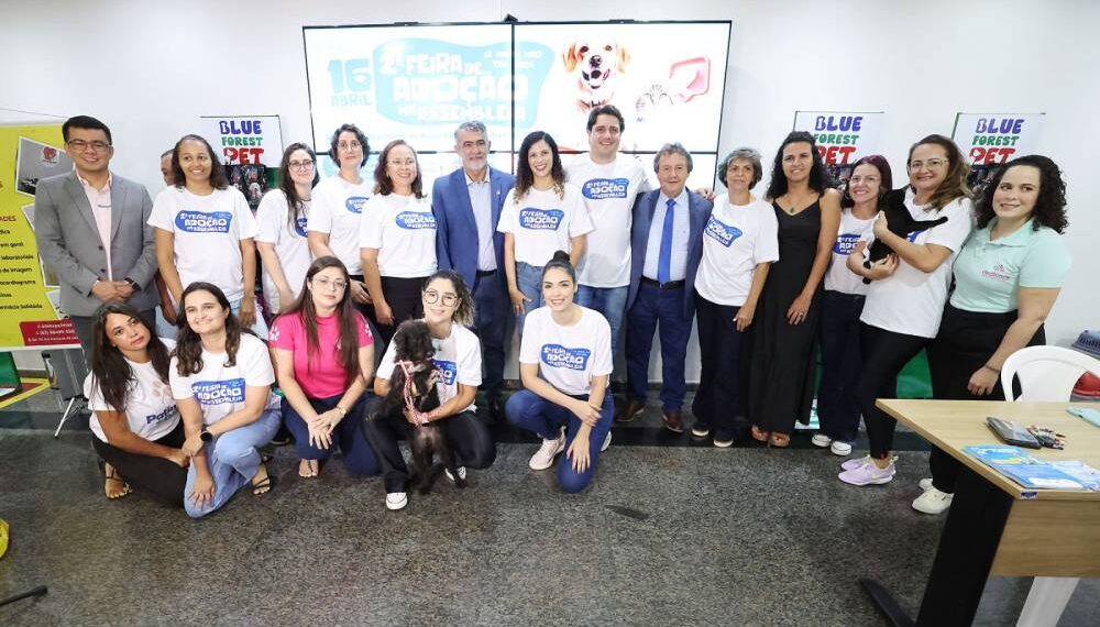 2ª Feira de Adoção Animal reuniu ONGs e protetores na Assembleia Legislativa