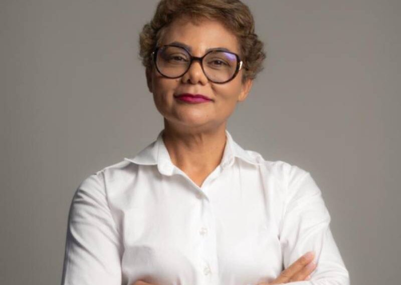 Advogada Jeane Toledo destaca desafios e soluções no Dia Mundial de Conscientização do Autismo