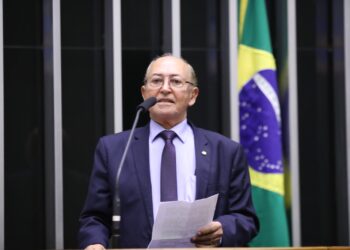 Pedido de vista na Capadr da Câmara paralisa PL de Lázaro Botelho que quer impedir participantes de invasões tenham direito à Reforma Agrária