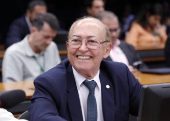 Lázaro Botelho destina R$ 14 milhões para atender a Saúde de 25 municípios tocantinenses