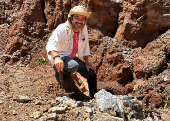 Ameto realiza pesquisa sobre potencial geológico de esmeraldas e remineralizadores de solos em Monte Santo
