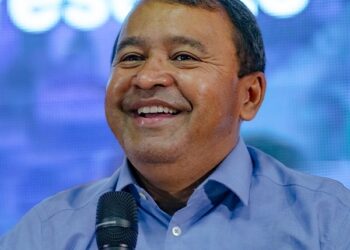 Elenil da Penha troca MDB pelo Progressistas e pode ser o candidato a vice de Jorge Frederico em Araguaína