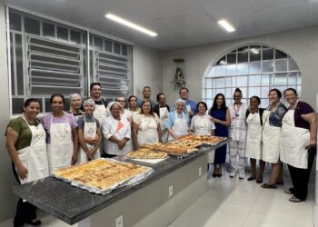 Estado discute implantação de projeto de geração de renda por meio de padarias artesanais