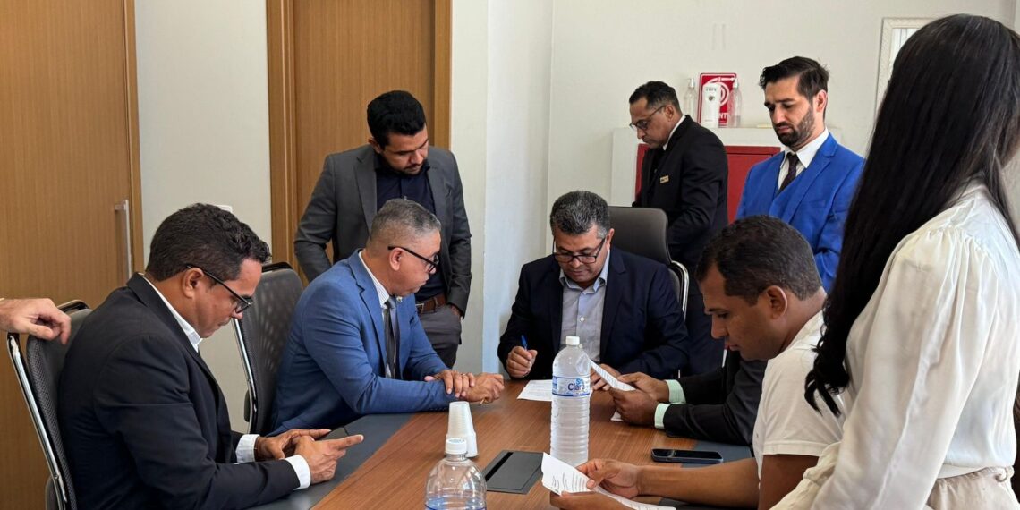 Após Justiça impedir que presidente da BRK deixe de ir a depoimento, CPI formaliza nova intimação e quer ouvi-lo na segunda-feira