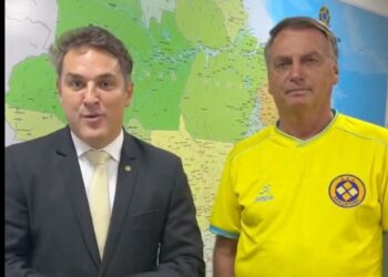 Bolsonaro vai ao aniversário de cidade gaúcha nos mesmos dias em que está previsto para ex-presidente estar em Palmas