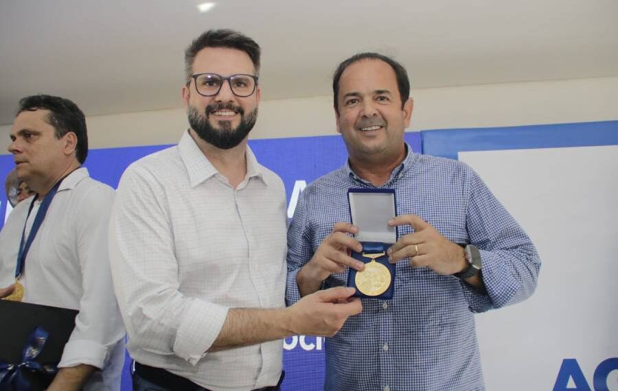 Agrotins 2024 legado de Luiz Pires para o agronegócio tocantinense é reconhecido pelo deputado Mantoa