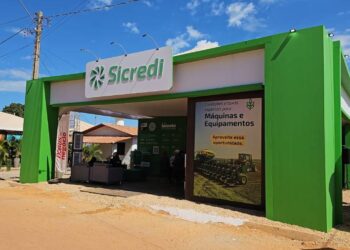 Estande do Sicredi União MS TO e Oeste da Bahia na Agrotins 2024 tem mentoria para empreendedoras, protetor solar e brindes