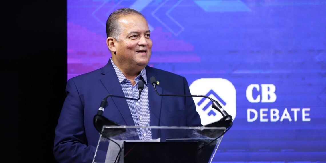 Relator do Marco Legal da Inteligência Artificial, Gomes garante texto “robusto” e mira que regulamentação seja sancionada até novembro