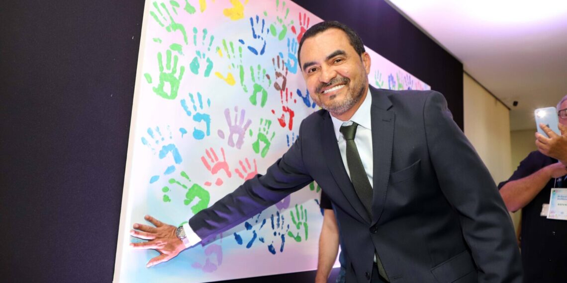 Governador Wanderlei sanciona emenda que inclui políticas para a 1ª infância entre as prioridades dos direitos da criança e do adolescente