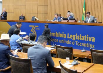 Aleto aprova urgência da tramitação das matérias que regulamentam eleições da Mesa Diretora e autoriza recondução