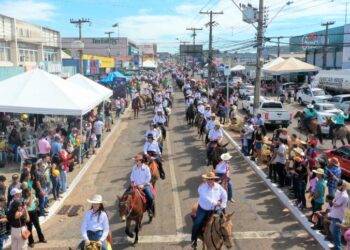 Prefeitura de Araguaína orienta população e comerciantes sobre a 34ª Cavalgada de Araguaín