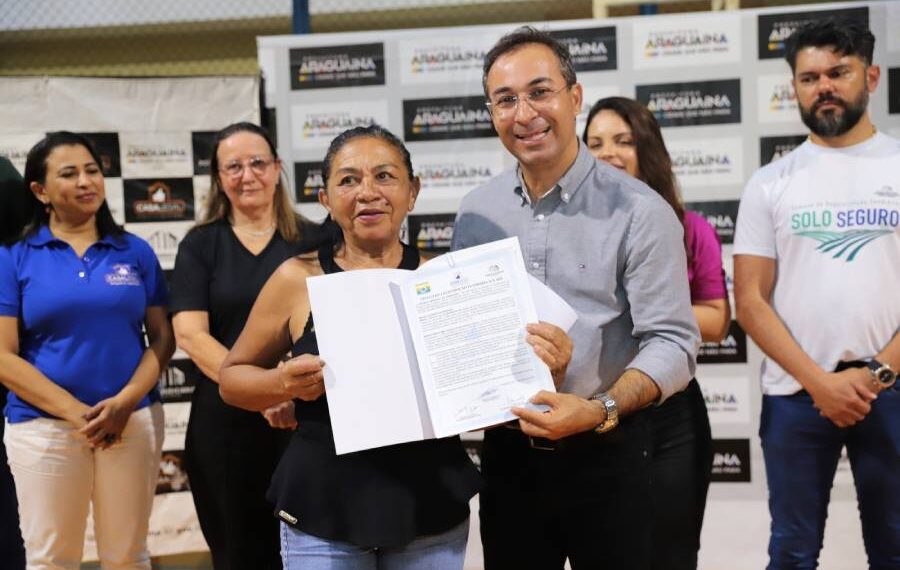 Programa Casal Legal já regularizou mais de 1.700 imóveis de famílias araguainenses