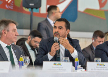 Governador Wanderlei participa de balanço parcial de programa que quer alfabetizar 50% das crianças até 2º ano do fundamental em 2024