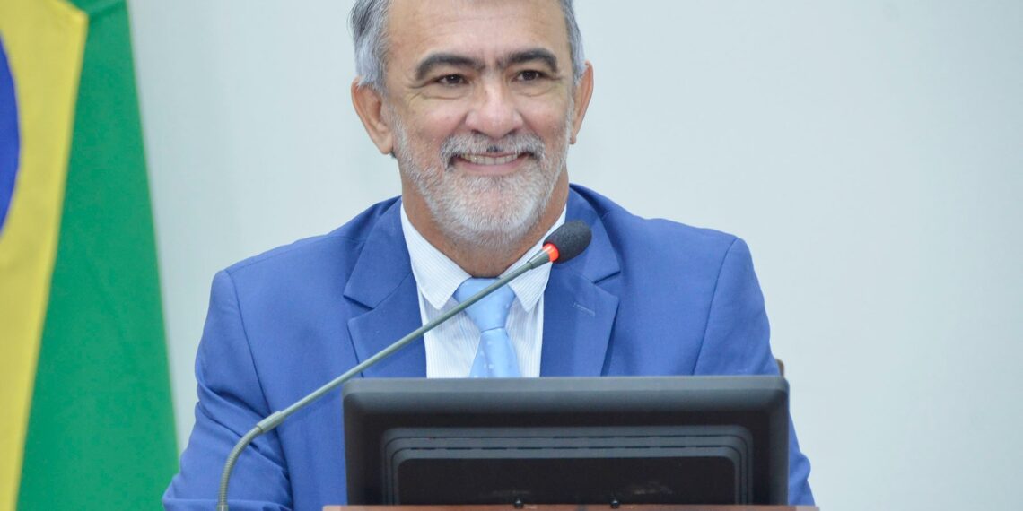 Aleto aprova recondução para presidência da Mesa e Amélio será reeleito na terça-feira para 2º biênio