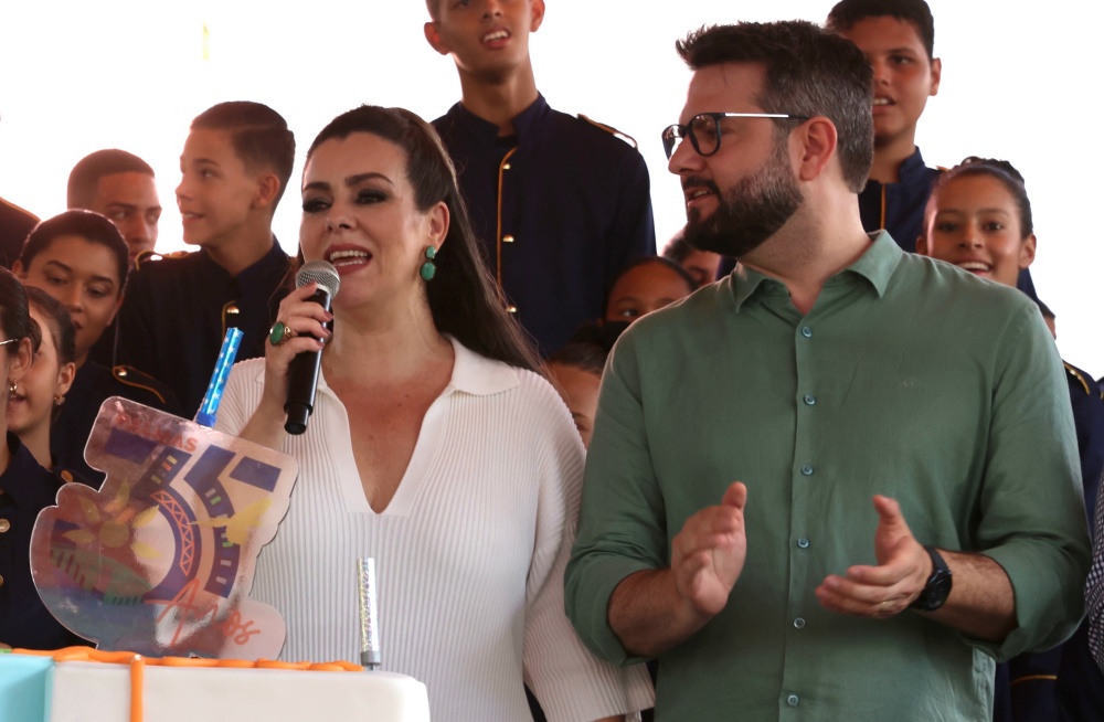 Prefeita de Palmas celebra 35 anos da capital com evento marcante