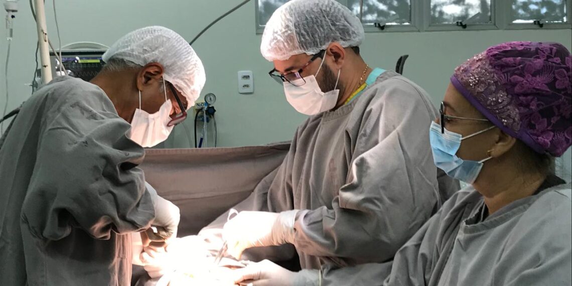 Sesau realiza 1.448 cirurgias eletivas em abril, crescimento de 13% comparado ao mesmo período de 2023