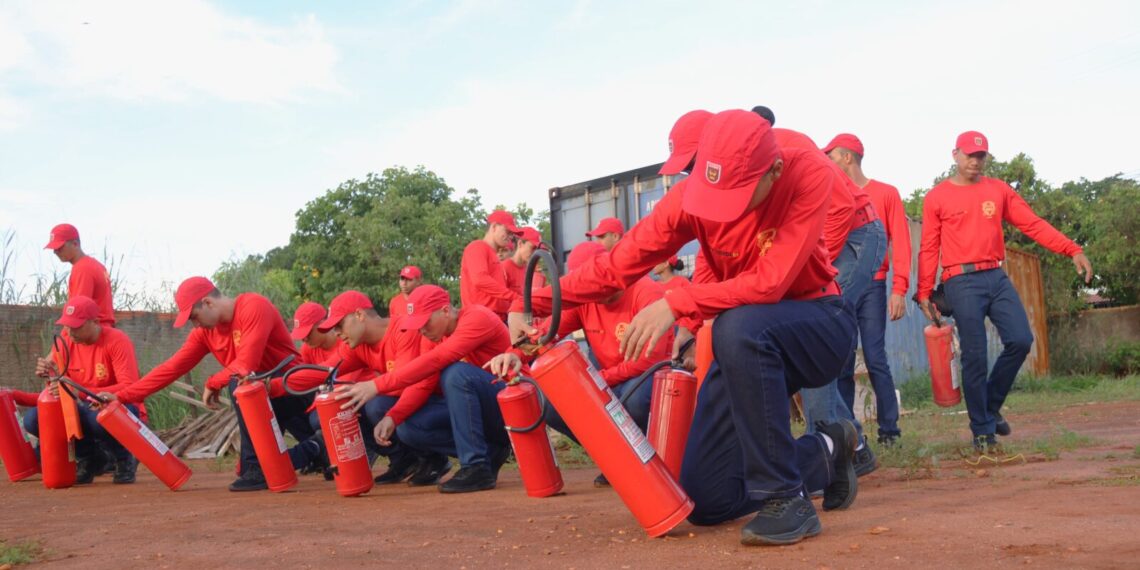 Estado dá posse a 105 aprovados como soldados do Corpo de Bombeiros nesta segunda-feira