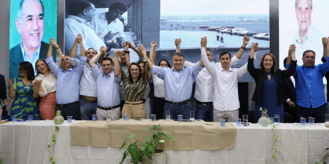 No aniversário de Palmas, Eduardo Siqueira reúne lideranças do Podemos e Agir e reforça pré-campanha “com humildade, determinação e firmeza”