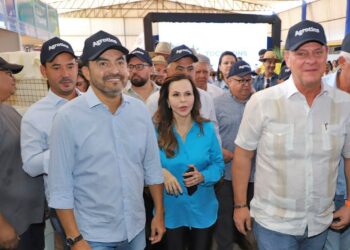 Agrotins 2024 bate novo recorde ao chegar a R$ 4,24 bilhões em negócios, anuncia governador; ao visitar feira, ministro destaca potencial do agro tocantinense