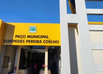 Reforma do Paço de Miracema é entregue pela prefeita Camila Fernandes; investimento foi de R$ 826 mil