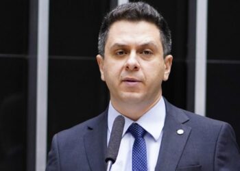 EM OFF | Tiago Dimas diz que discussão agora sobre vice de Wagner “é extemporânea” e convenções são “o momento adequado” para definir; vereadores avisam que Geo precisa convencer a base de Cinthia