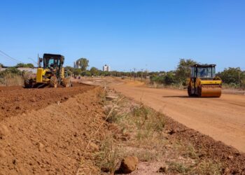 Prefeitura de Palmas inicia pavimentação de trechos das Avenidas LO-13 e LO-16