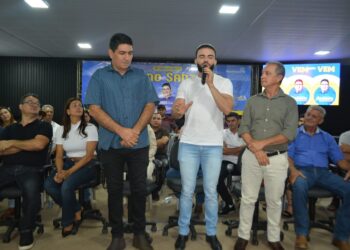 Antes na oposição, vereador Adriano Santiago lança pré-candidatura em Miranorte com apoio do prefeito Carlinhos da Nacional