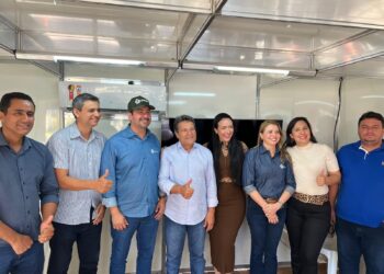 Em pré-campanha, Damaso prestigia estande da Unitins na ExpoBrasil e destaca emenda de R$ 3 milhões à instituição
