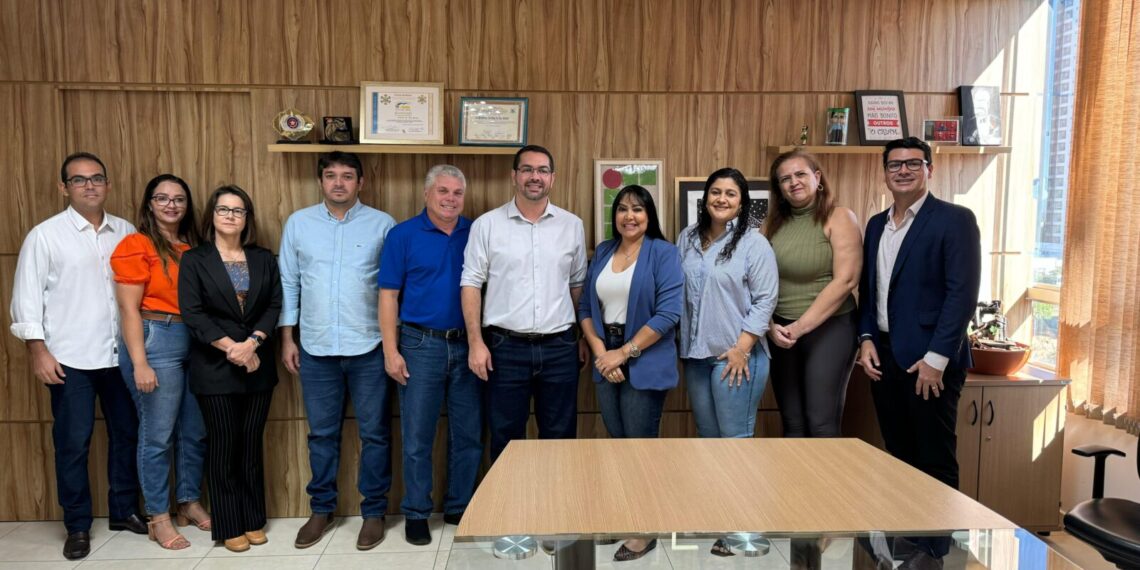 Com reitor do IFTO, Janad Valcari defende parcerias para implementar campus na região sul de Palmas