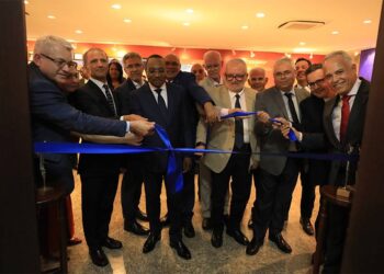 Mostra fotográfica dos 35 anos do TCETO é aberta para visitação guiada