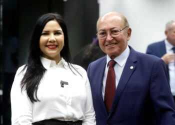 Na Câmara dos Deputados, Lázaro Botelho discute soluções para o transporte aéreo na região norte do Brasil