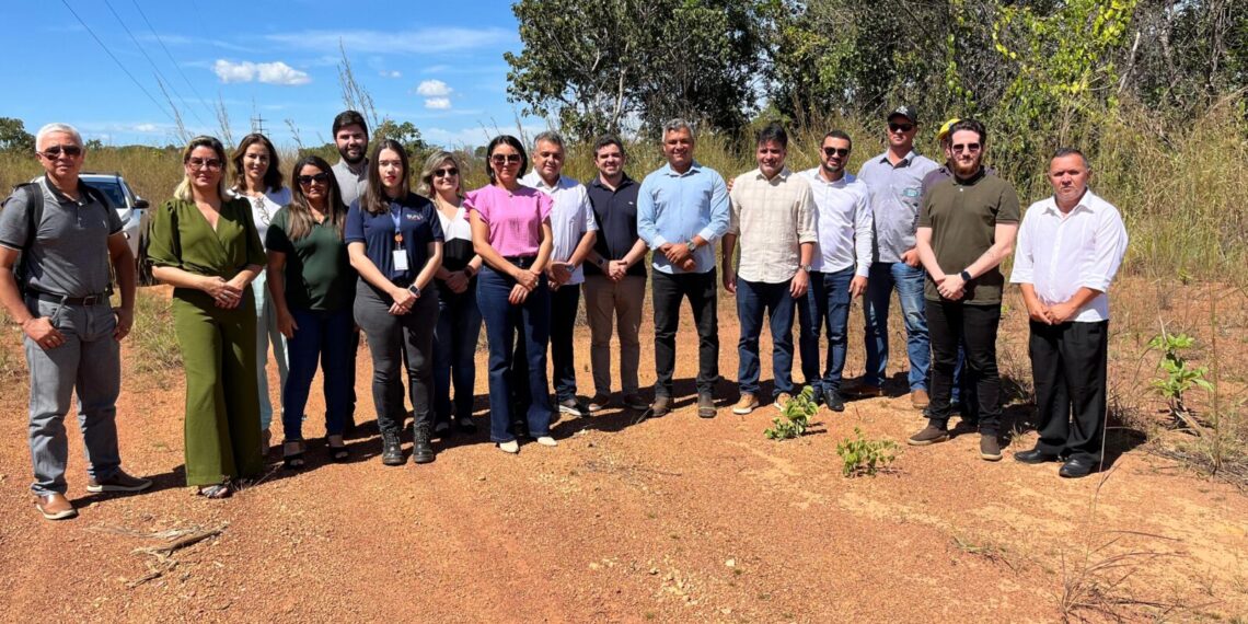 Estado apresenta projeto Lixão Zero para Consórcio do Vale do Rio Manuel Alves; área que receberá aterro é visitada 