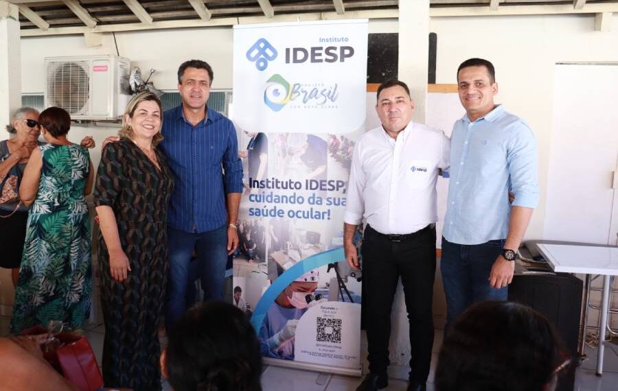 Prefeita Fátima Coelho e deputado Luciano Oliveira participam da abertura do programa para cirurgia de catarata em Guaraí (1)