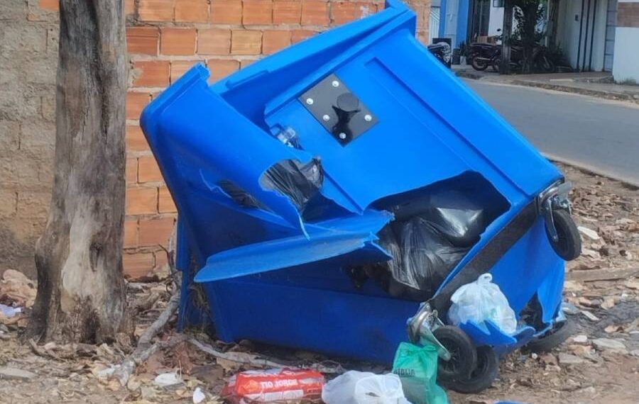 Prefeitura de Araguaína divulga canais de denúncia para casos de vandalismo, furto e movimentação indevida dos contêineres de li