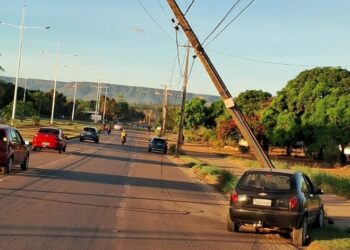 Mais de 100 acidentes com postes no Tocantins deixaram quase 102 mil consumidores sem energia no 1º quadrimestre