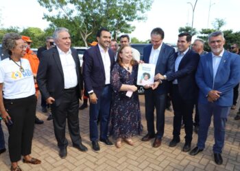 TCE entrega a ministro resultado do projeto de retomada de obras no Tocantins; 28 estão sendo monitoradas