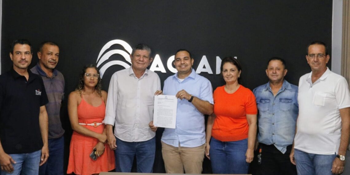 Ivory de Lira levanta demandas dos empresários de Miracema em agenda de pré-campanha na Associação Comercial da cidade